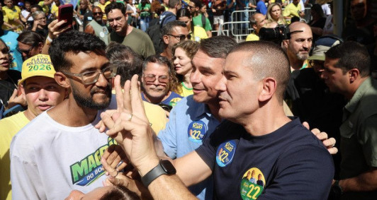 Nesta sexta-feira no Rio: Fl&aacute;vio e Douglas