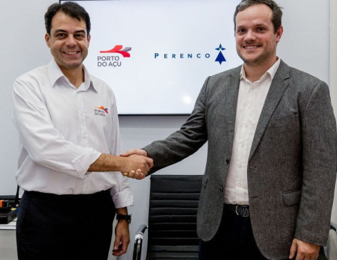 Eugenio Figueiredo, CEO do Porto do A&ccedil;u, e Damien Szyszka, diretor geral da Perenco Brasil