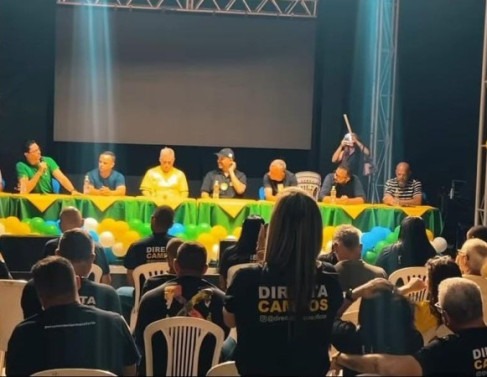 Reuni&atilde;o na noite de ter&ccedil;a-feira (13)