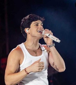 Entre as atra&ccedil;&otilde;es, L&eacute;o Foguete em SJB