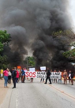Manifesta&ccedil;&atilde;o na BR 356, em Martins Lage