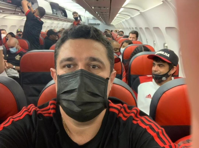 Marco em voo com destino ao Uruguai