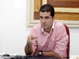 75906594932692c78cd1d590fd2ad3d5_390x293